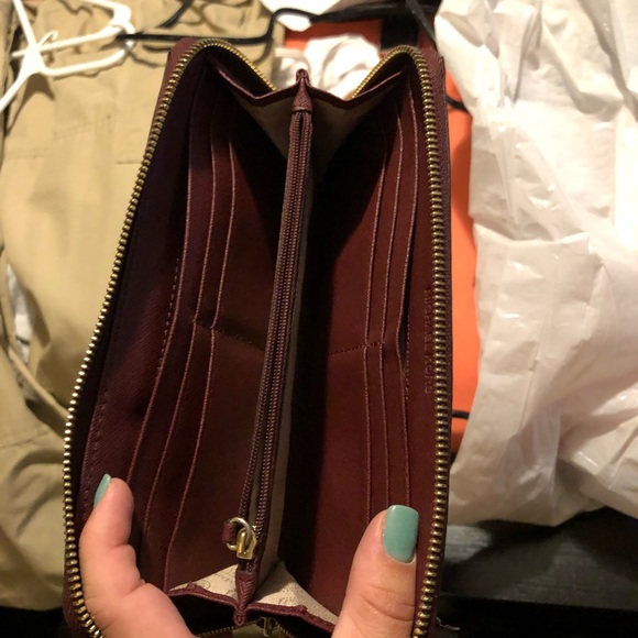 Michael Kors wallet - Picture 2 of 3